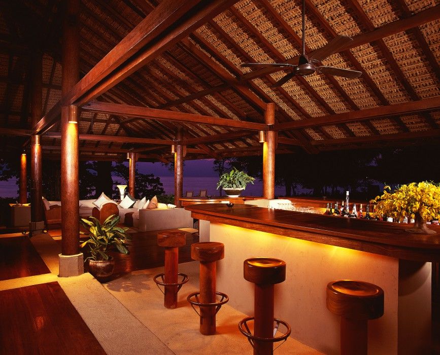 Amanwana Hotel West Sumbawa Regency Restaurant photo
